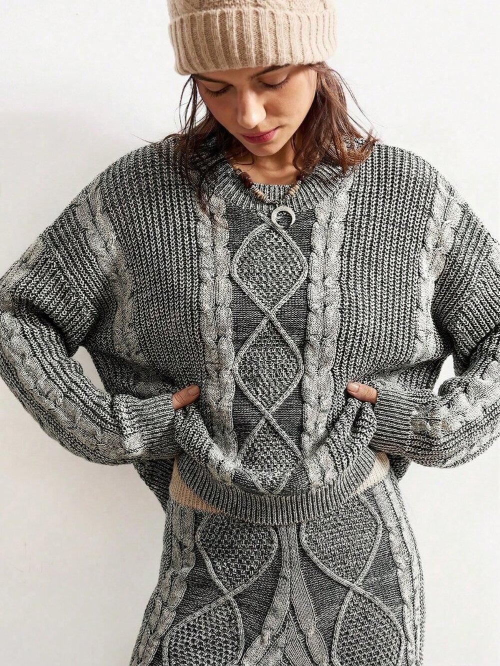 Casual Women's Loose Fit Drop Shoulder Long Sleeve Twist Knit Sweater